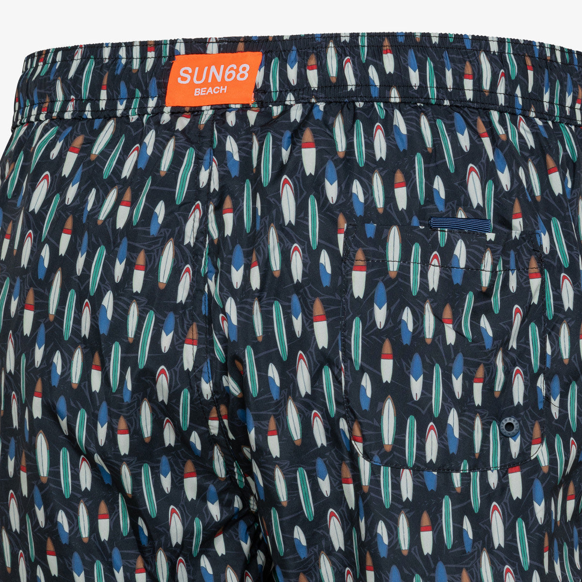 H33113 - MARE - SUN 68