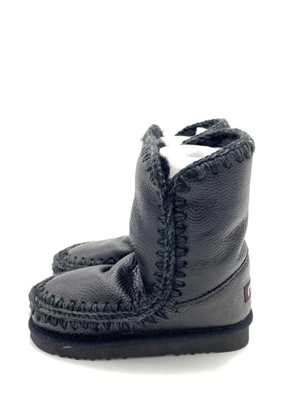 MU.FW101000B - Scarpe - MOU